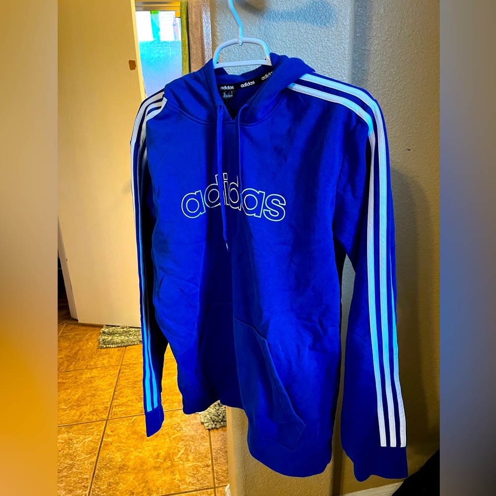 Worn once Adidas hoodie, size medium!